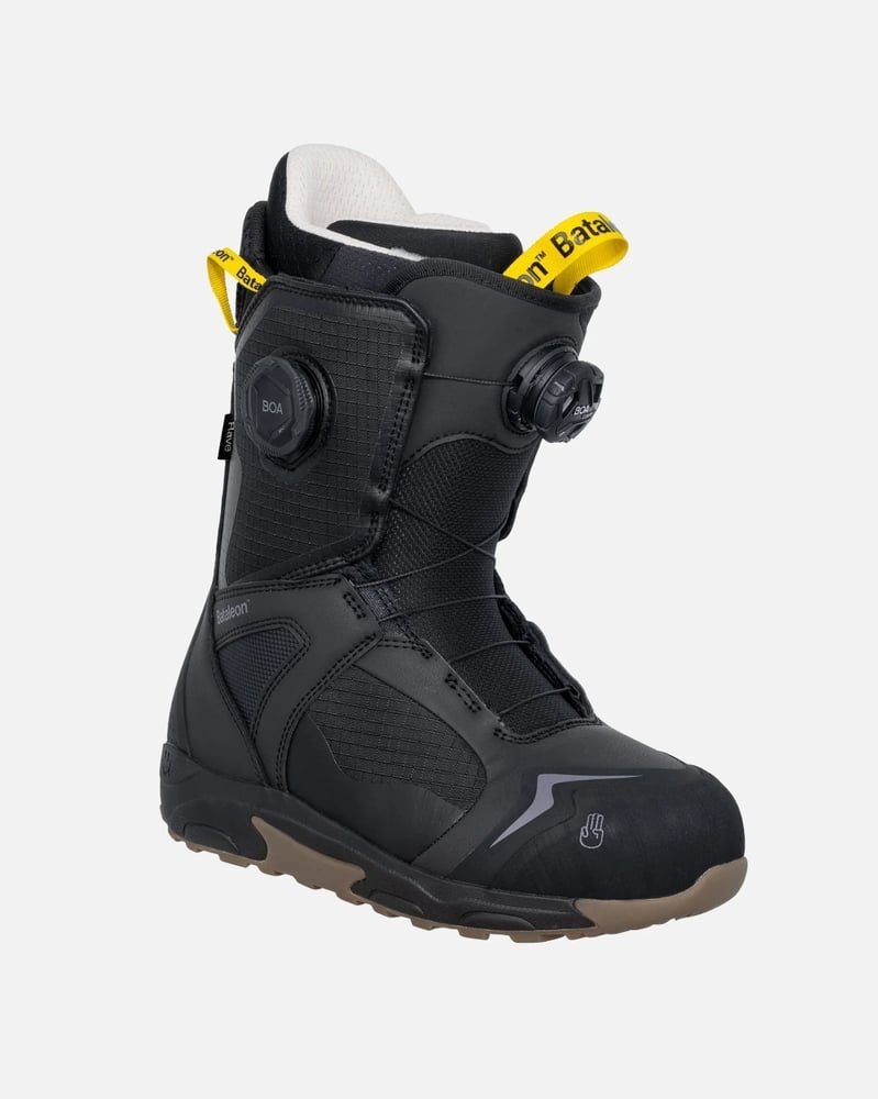 Bataleon Women's Rave Double Boa snowboard boot in black with yellow pull tabs and dual BOA lacing system.